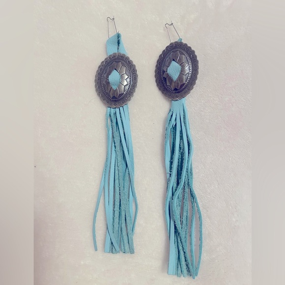 Blue concho earrings with leather - Picture 1 of 3